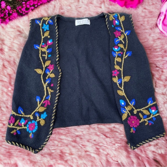 VINTAGE 🌻 PETITE SOPHISTICATE vintage knit floral vest 🌸 - Picture 1 of 2